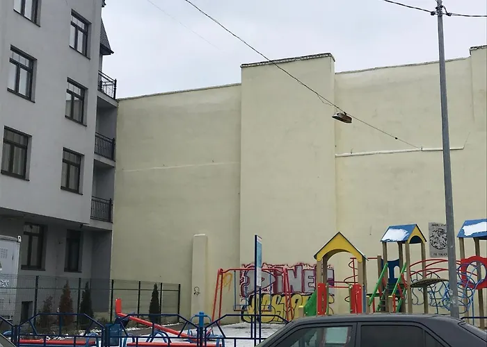 Апартаменти центр .гарний і зручний район. Львів